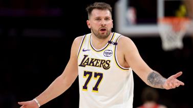 2024上合昆明马拉松举行.